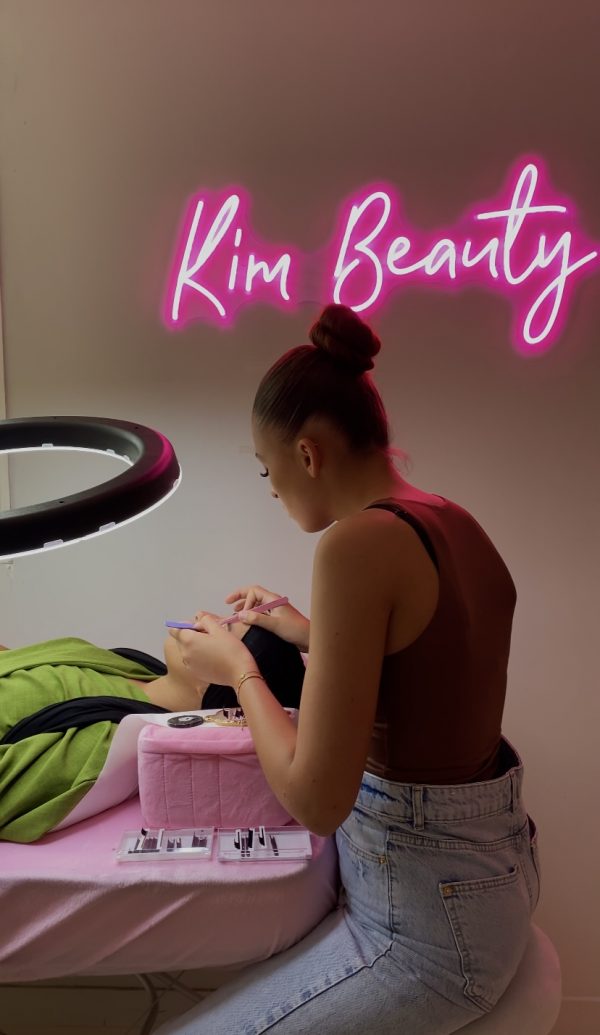 Formation 5 en 1 :full Lash Artist méthode cil à cil,mixte,volume russe , pose Wispy Kim K et rehaussement de cils avec teinture + kit inclus (3 jours)